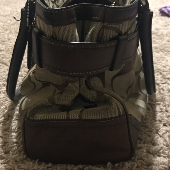 Brown Coach Handbag (Used Purse) - Picture 4 of 6